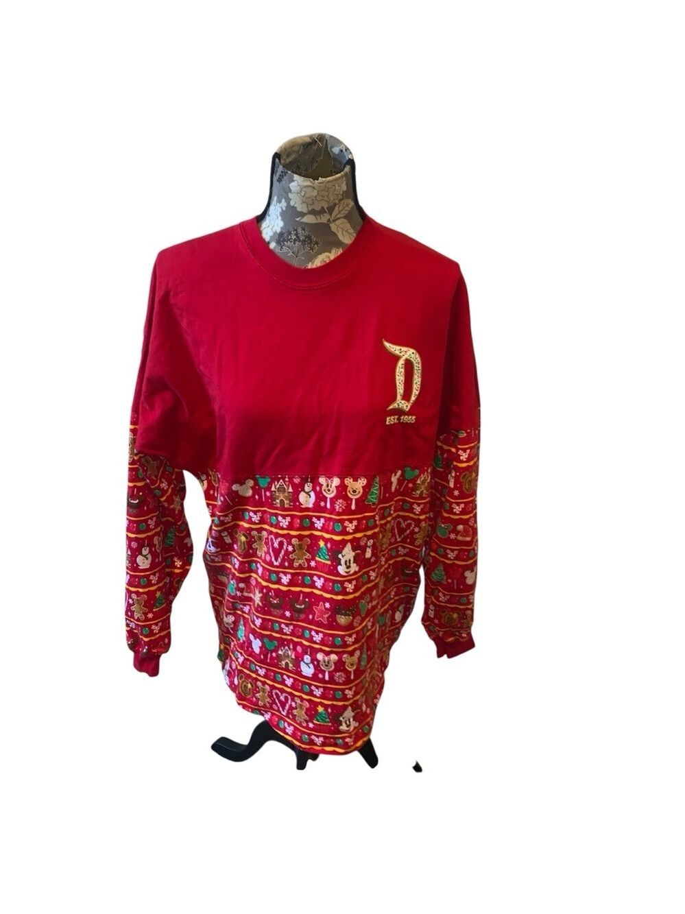 DISNEY Spirit Jersey Red and Gold Holiday Snacks size small